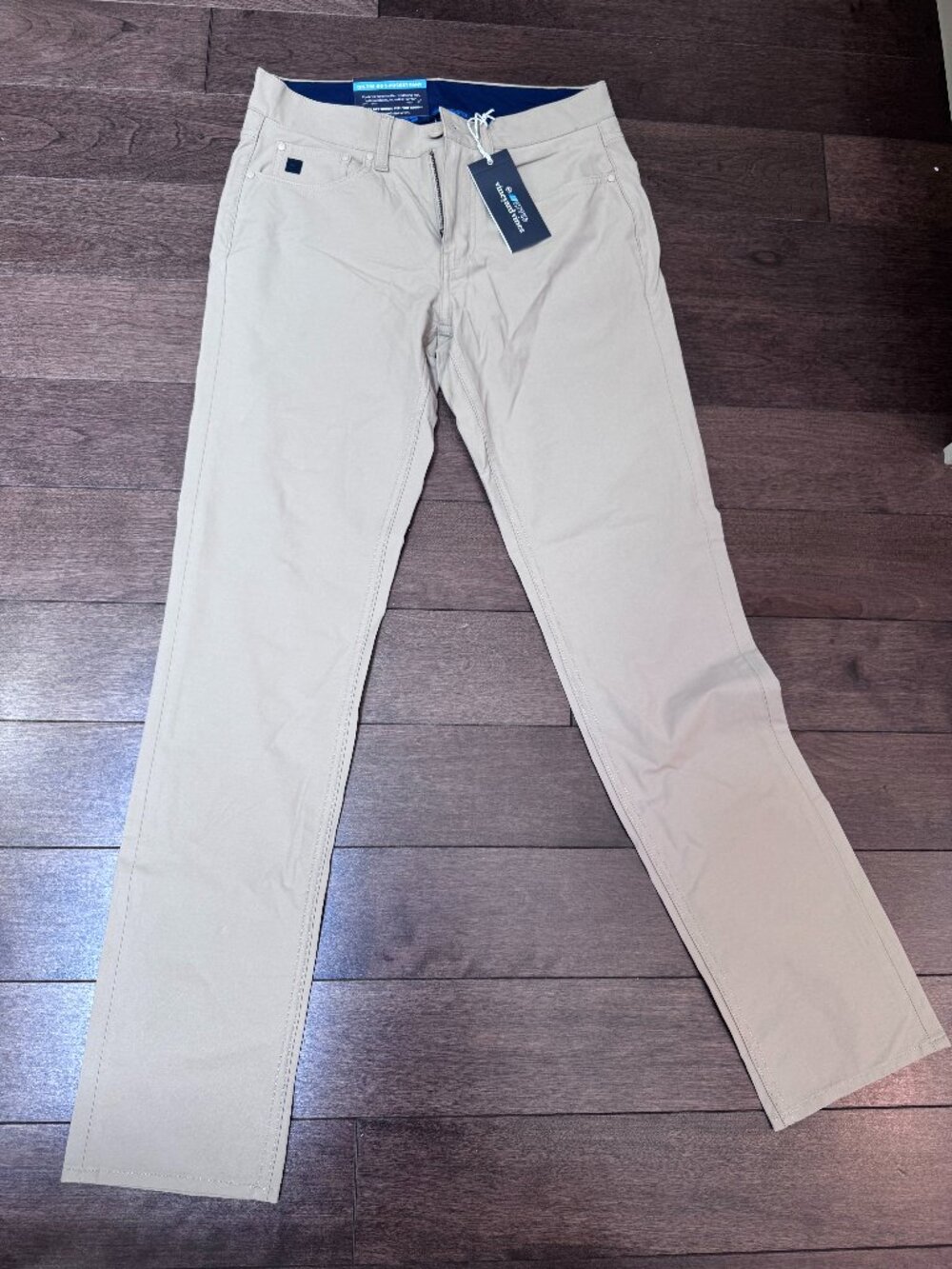 Vineyard Vines Khaki 28 x 32 NWT On the Go Performance 5 pocket Pants
